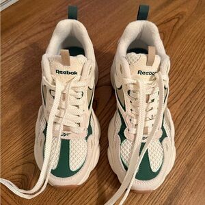 Reebok WORN ONCE Men’s' White and Green Sneakers
